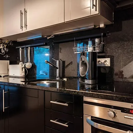 Prime Location Marques Home, Terrace & Pool Lisbon